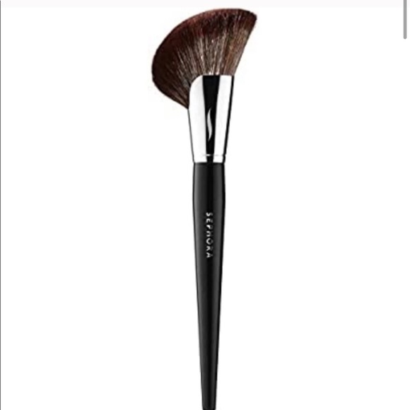 Sephora Pro Demi Fan 72 Brush. Brand New